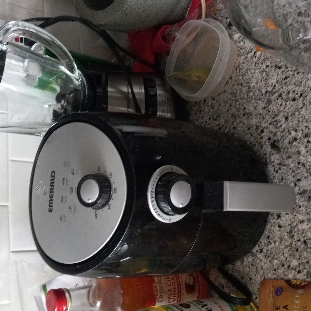 Emerald mini air fryer